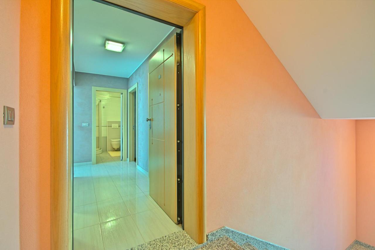 Apartments Riva-Interauto Umag Extérieur photo