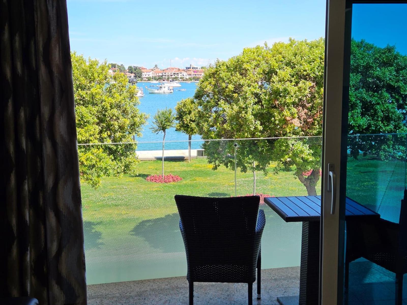 Apartments Riva-Interauto Umag Extérieur photo