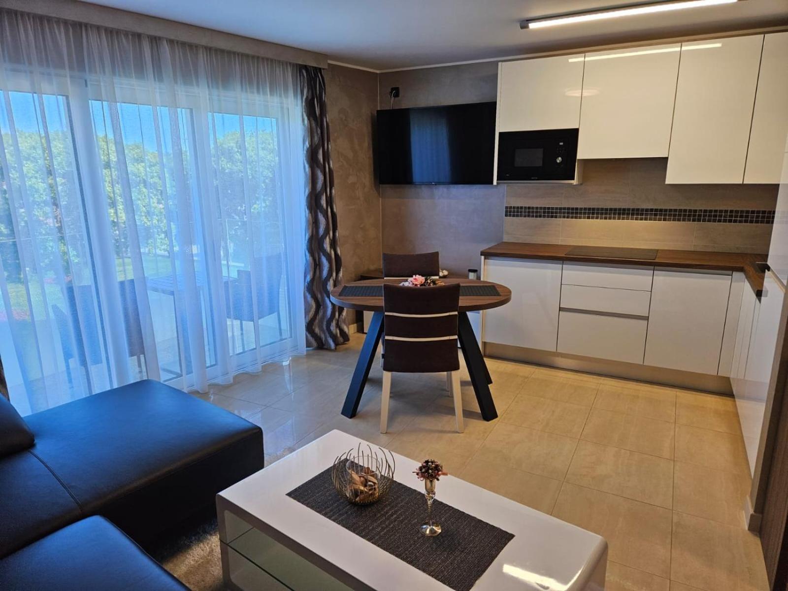 Apartments Riva-Interauto Umag Extérieur photo