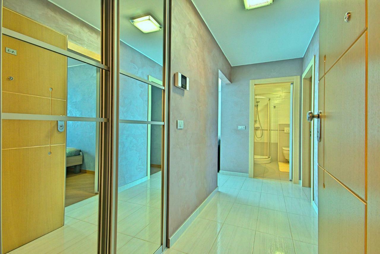 Apartments Riva-Interauto Umag Extérieur photo