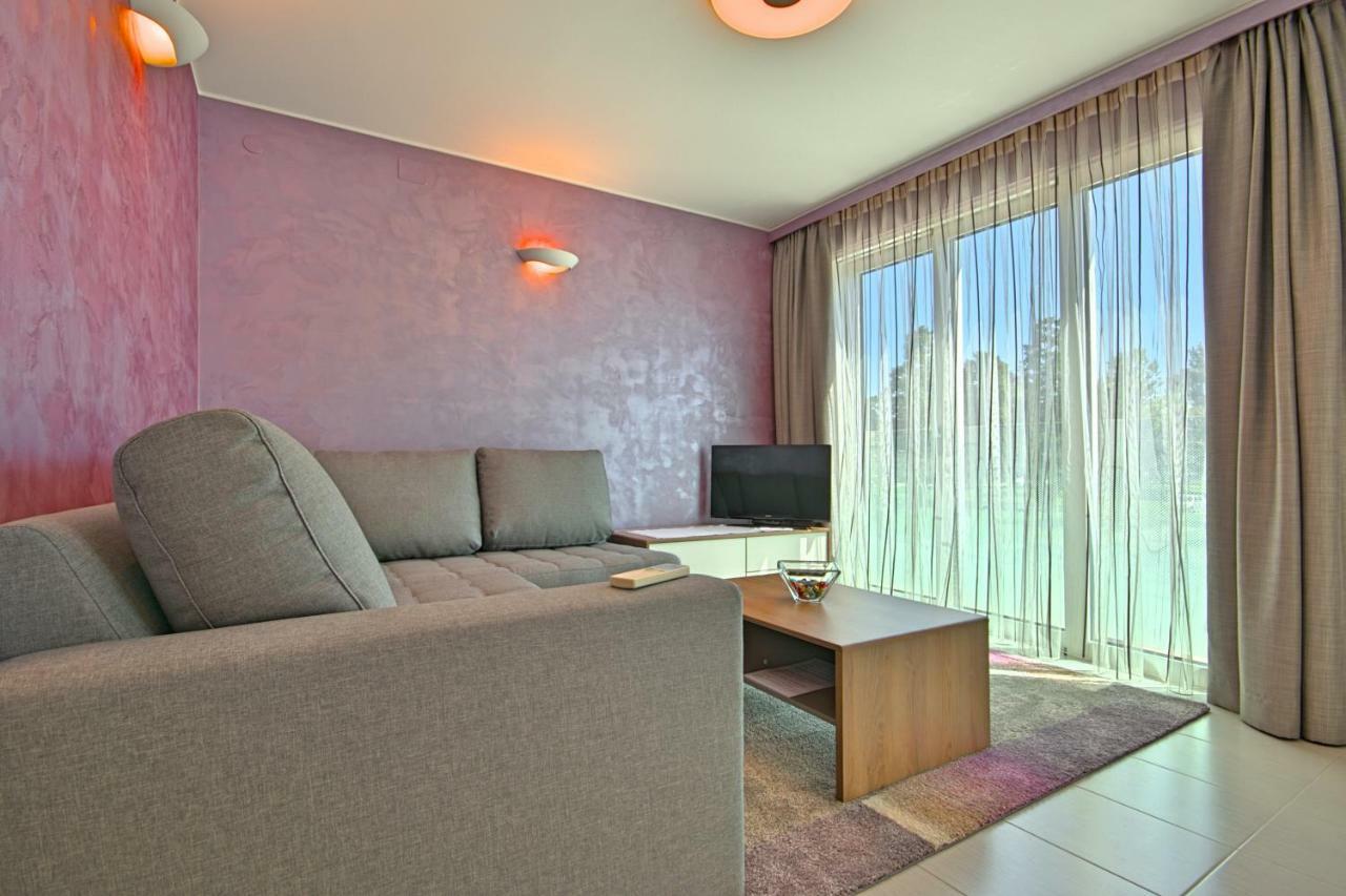 Apartments Riva-Interauto Umag Extérieur photo